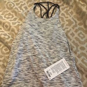 Lululemon Raise The Barre Tank. BRAND NEW. Size 8
